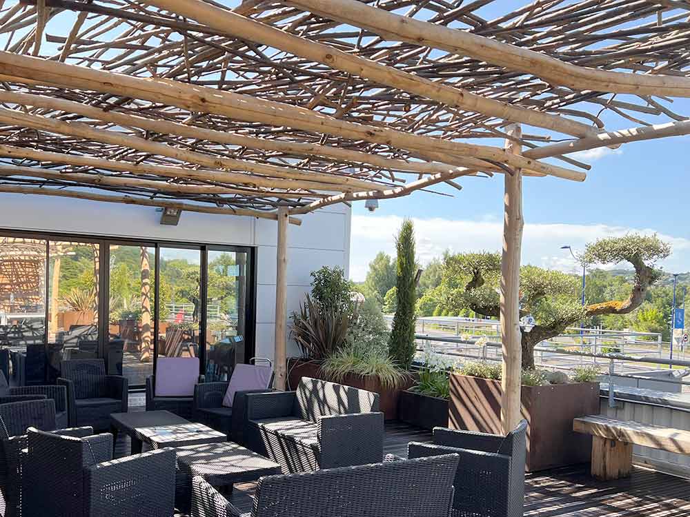 terrasse aménagée chez Lempereur & Associés
