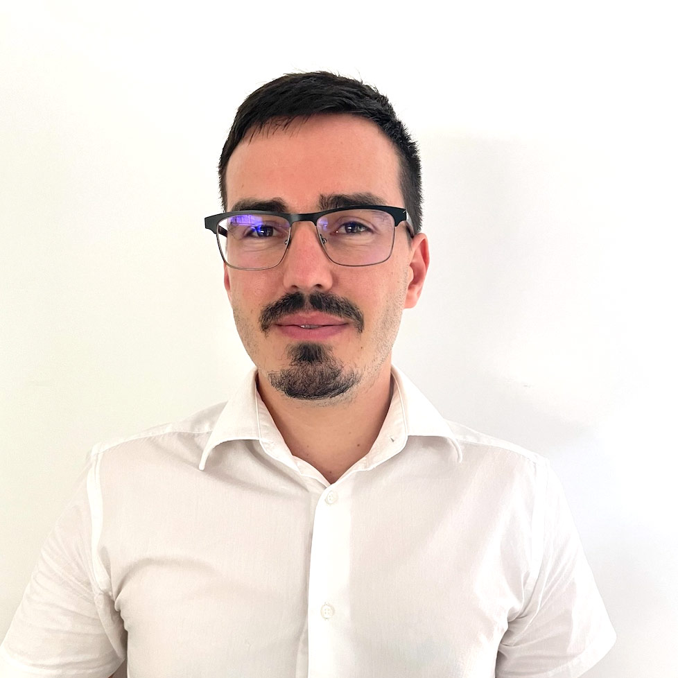 Pierre-Emmanuel DELGENÈS, Expert-Comptable DPLE